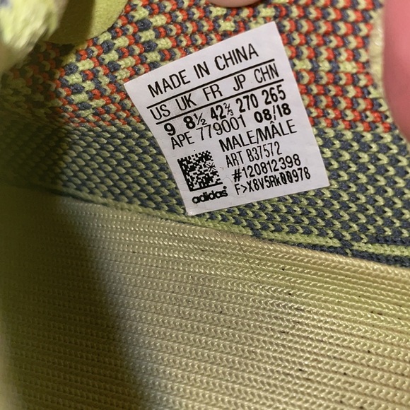 yeezy boost - Picture 5 of 5